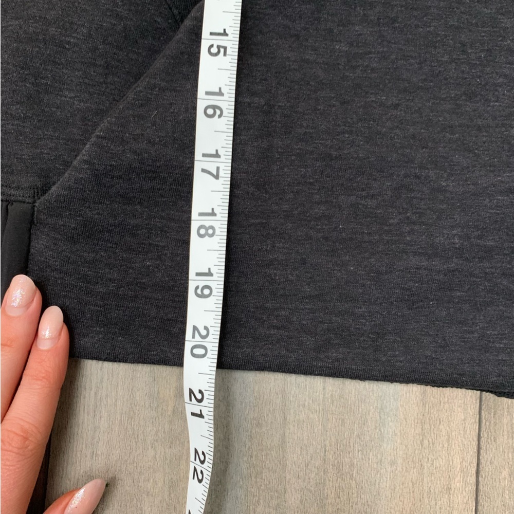 Lululemon Light As Warmth Crew pullover sweatshirt Heathered Core Black size 8​ - Picture 11 of 12